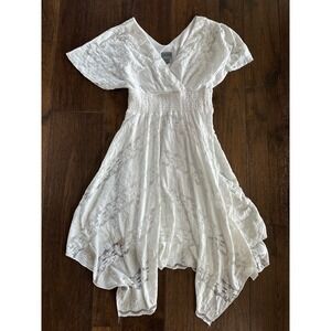 Rabbit Rabbit Rabbit Designs White Lace Handkerchief Hem Dress Smocked Waist 10